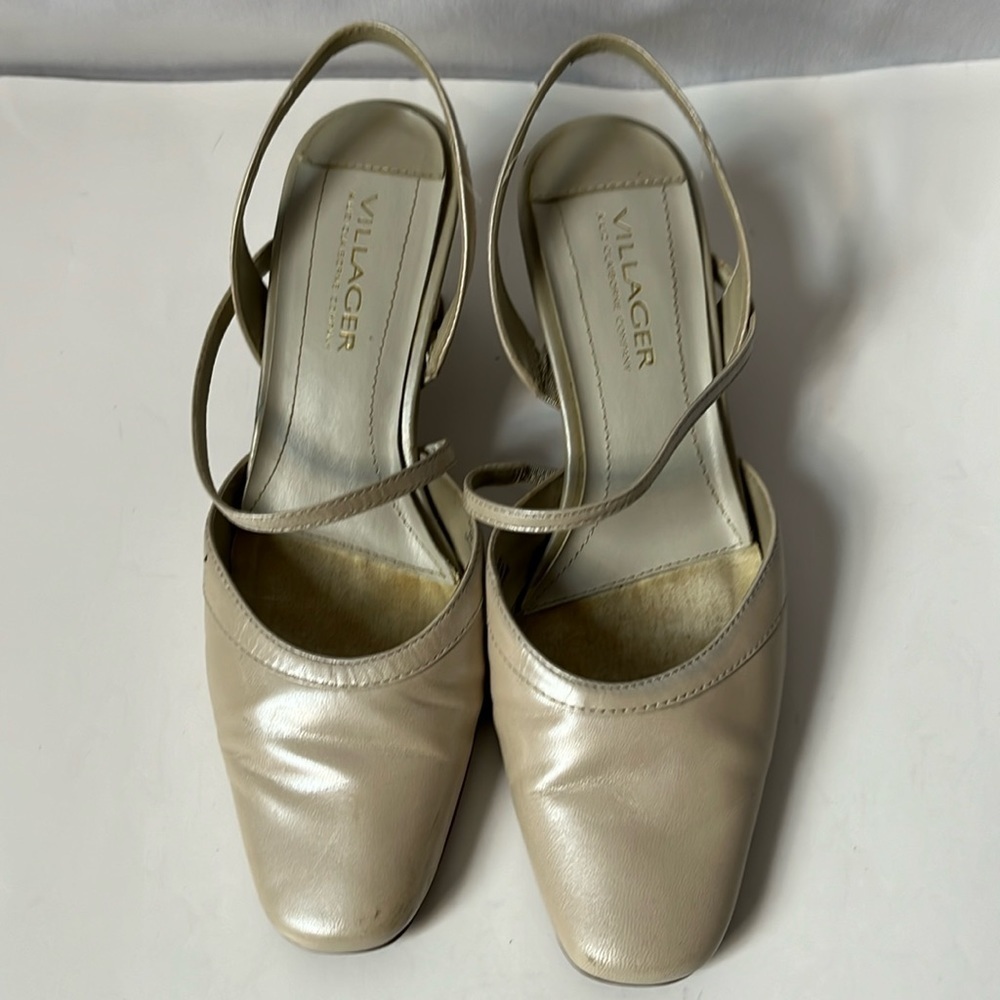 Villager Shoes Kitten Heels Pearl White Size 6 - Picture 3 of 12